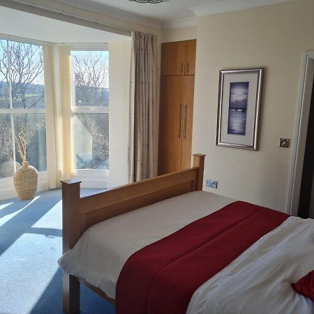 The Hope And Anchor Hotel Goodwick Esterno foto