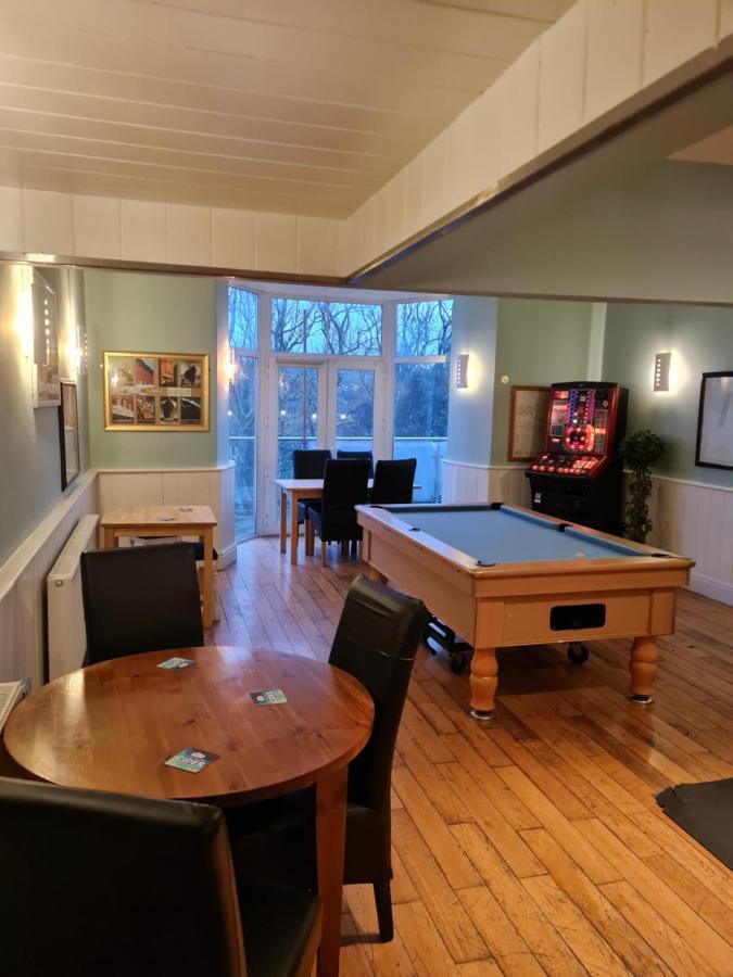 The Hope And Anchor Hotel Goodwick Esterno foto