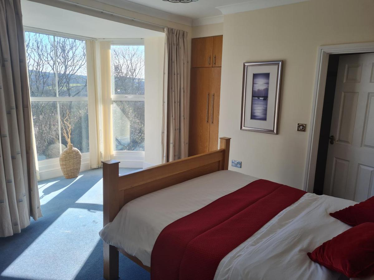 The Hope And Anchor Hotel Goodwick Esterno foto